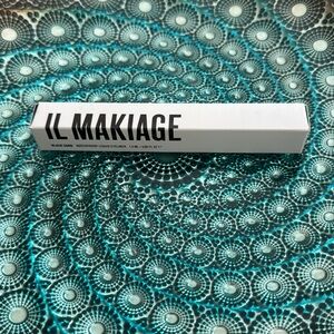 IL Makiage eyeliner